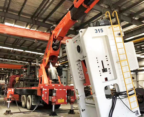 黄石港提升工作效率，选择优质折臂吊租赁服务